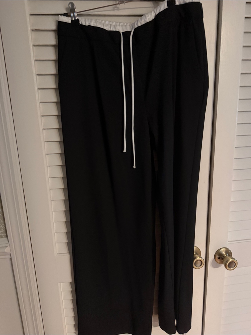 Zara Black Wide-Leg Drawstring Trousers with White Drawcord